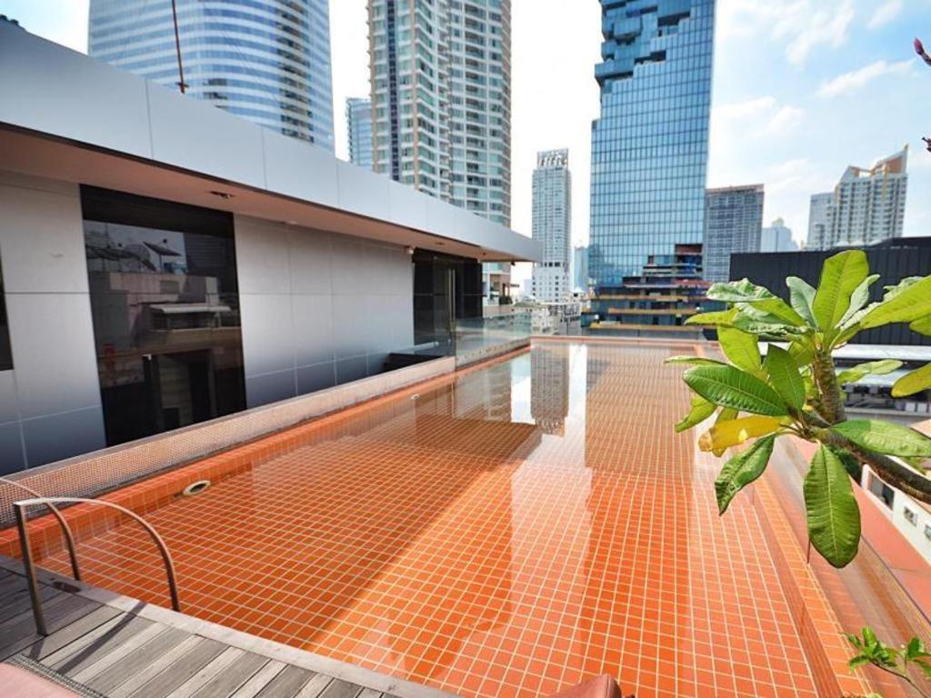 The Heritage Silom Hotel Bangkok Exterior photo